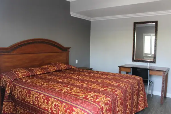 Town House Motel 8